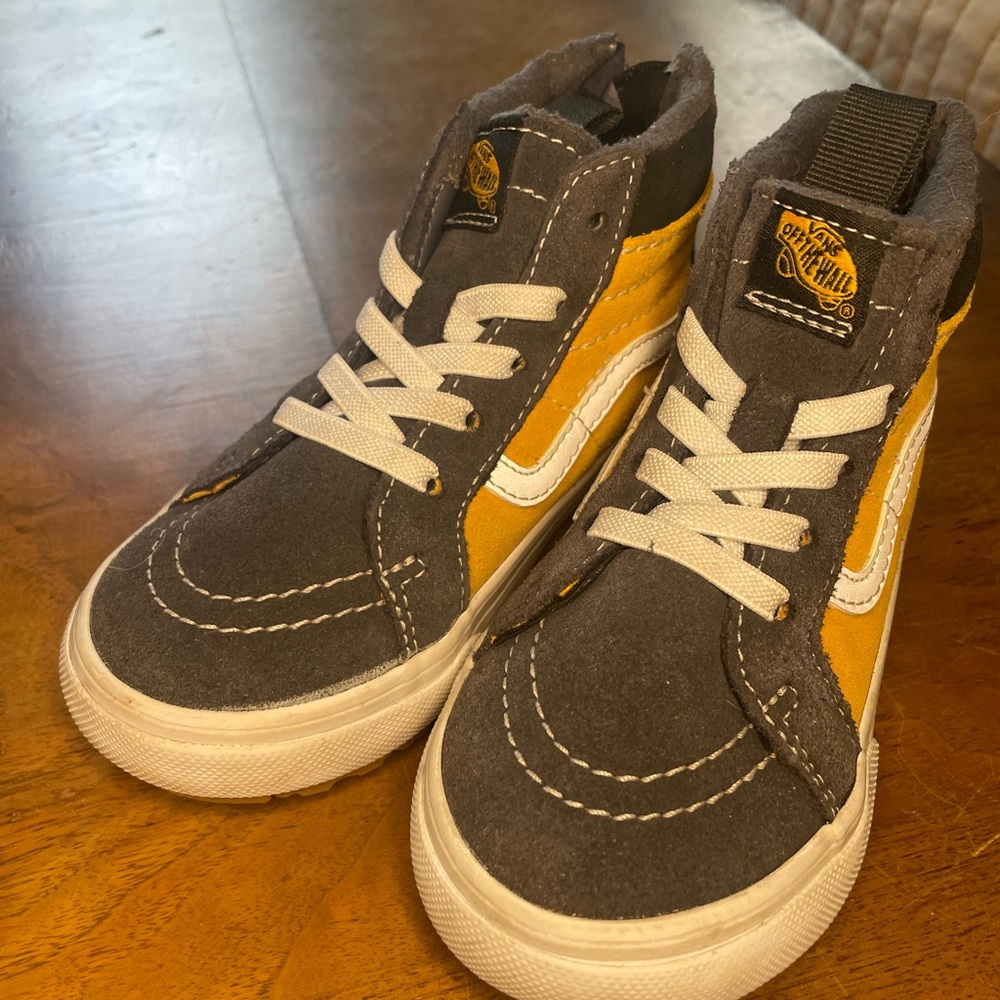 Sk8-Hi MTE Zipper Toddler Vans